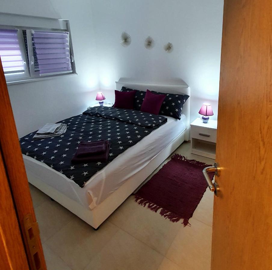 Lux Snezana Appartement Vrdnik Buitenkant foto
